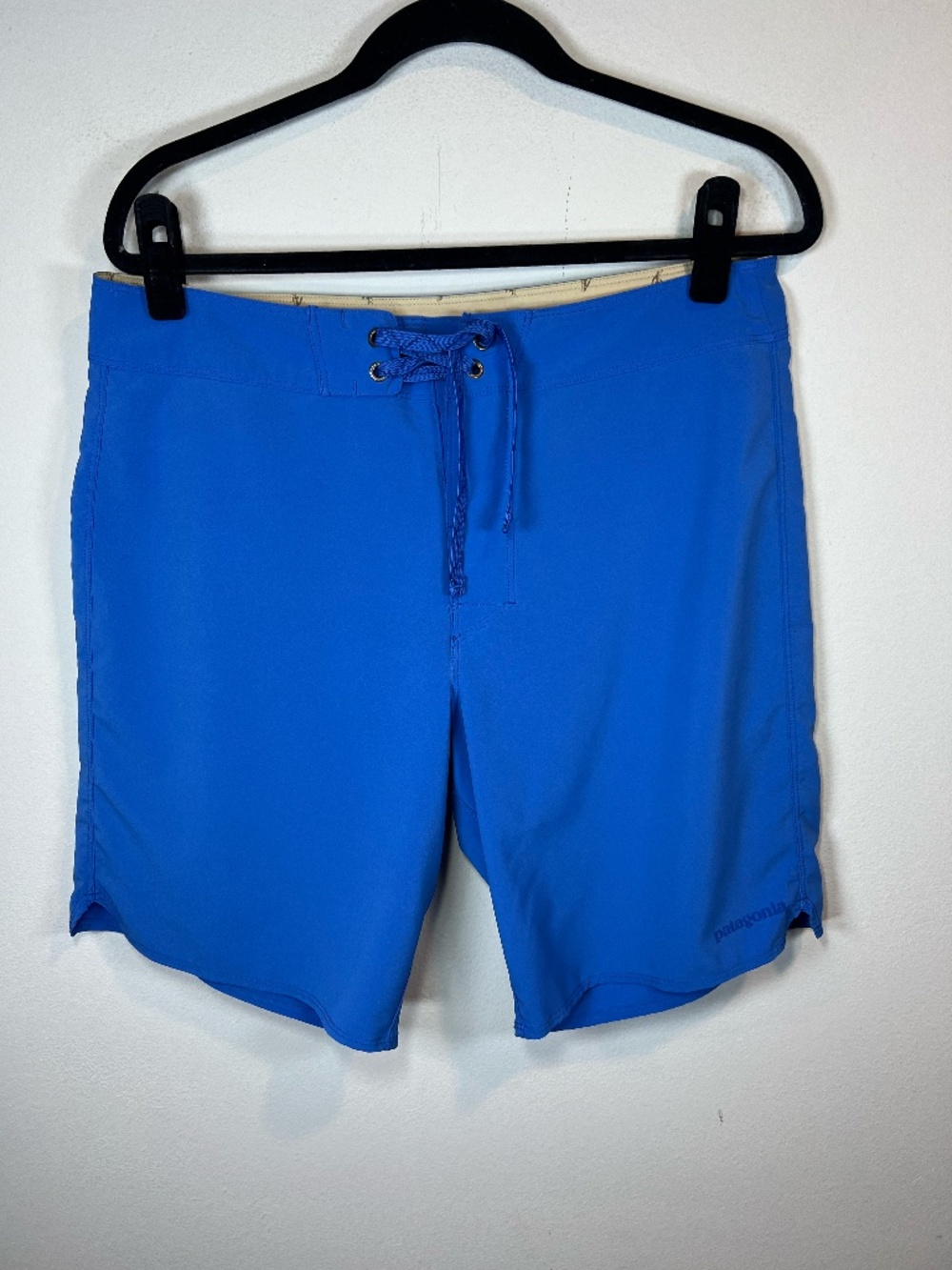 Patagonia 9" Hydropeak Board Shorts Bayou Blue 50+ UPF Swim Beach Athletic 32 in